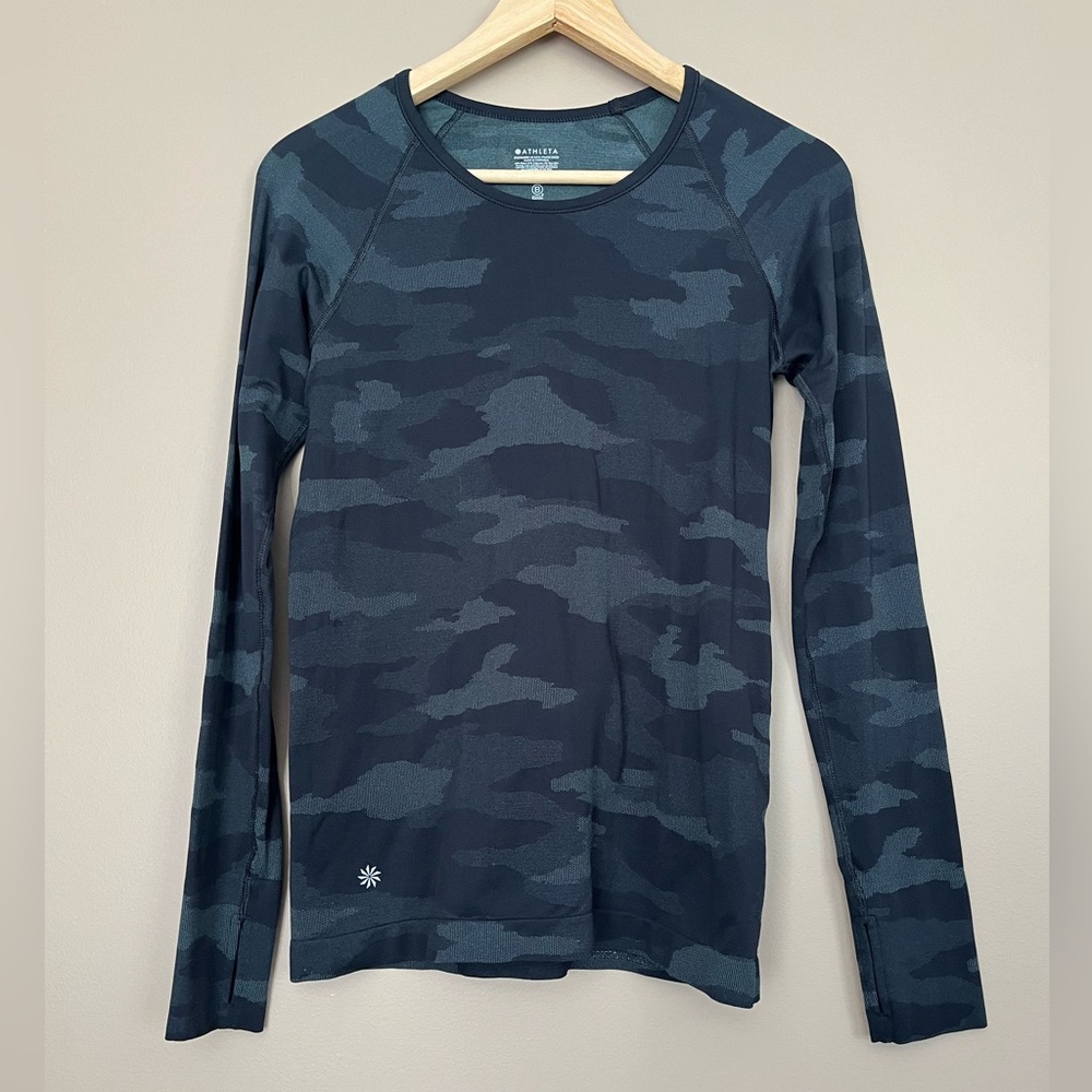 {Athleta} Speedlight Long Sleeve Tee in Camo Black & Grey - Womens Small